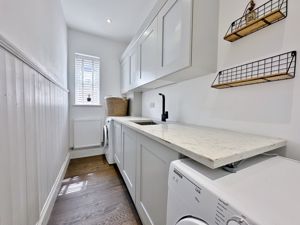 Photo 16- click for photo gallery